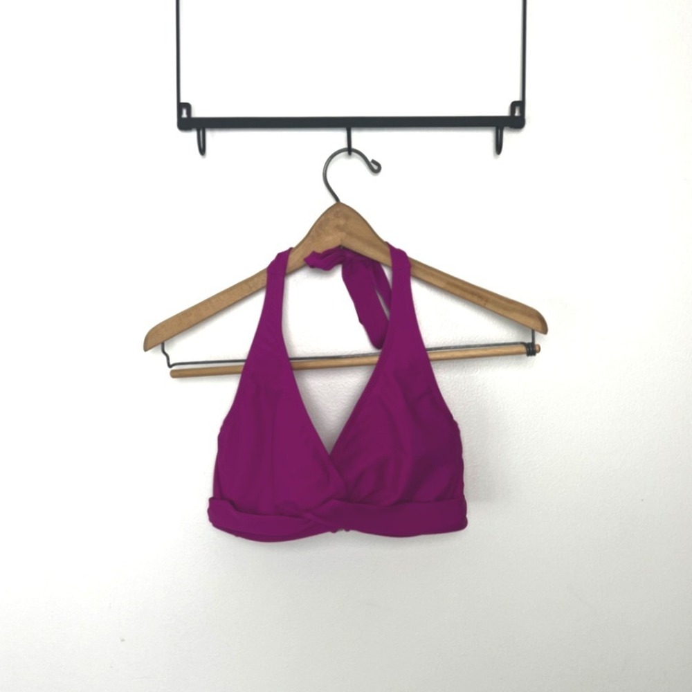 Athleta Magenta Purple Halter Bikini Top Twist Front 32 D/DD Swimwear